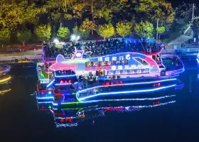 ล่องเรือหรูของดาวน้ํา