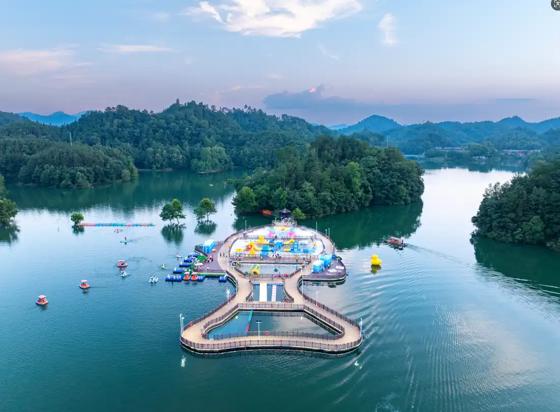 Hotel in zona Longchuan Bend
