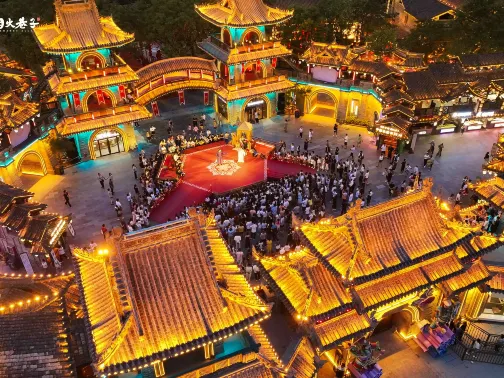 周至水街煙火巷子