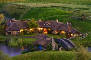 Hobbiton™ Movie Set Tours
