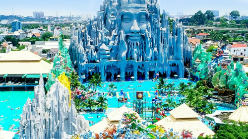 Suoi Tien Theme Park