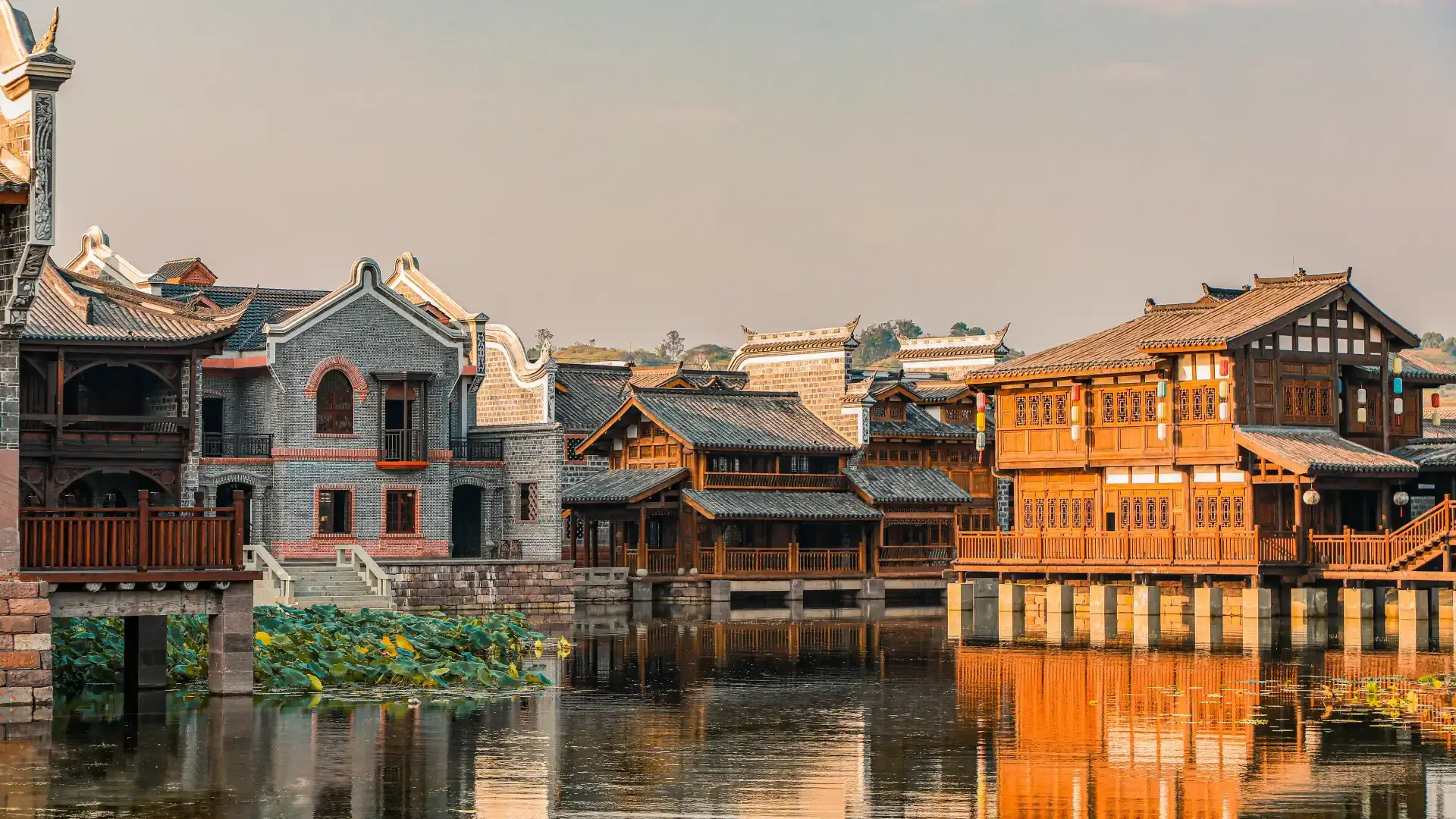 鄰近李莊文化旅遊度假區的酒店