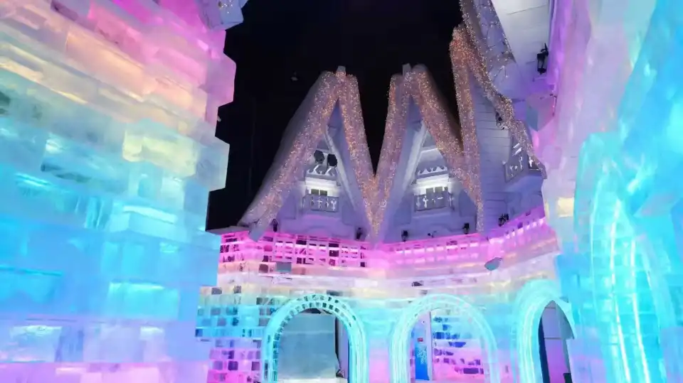 2_China Harbin Ice And Snow World