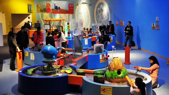 澳門大三巴+官也街+經典景點一日遊【優秀司機兼導遊上門接駁】