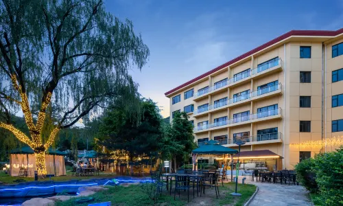 Fengshan Hot Spring Resort