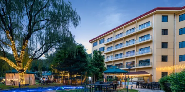 鳳山湯泉度假村