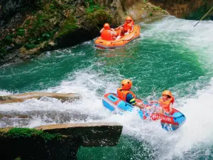 Rafting at Feiyun Grand Canyon