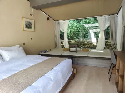 Waju Art Museum Aoyuan Hotel in zona Baohua Park