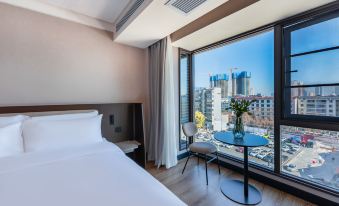 HanTing Hotel(QuJing CITY QiLin garden Branch )