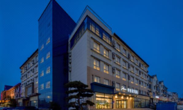 InZone Hemei Hotel (Jinan Laiwu City Garden)
