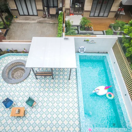 Xinbo Holiday Villa (Foshan Gaoming Luhu Branch)