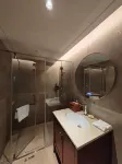 Qionghai Hotel - Pools