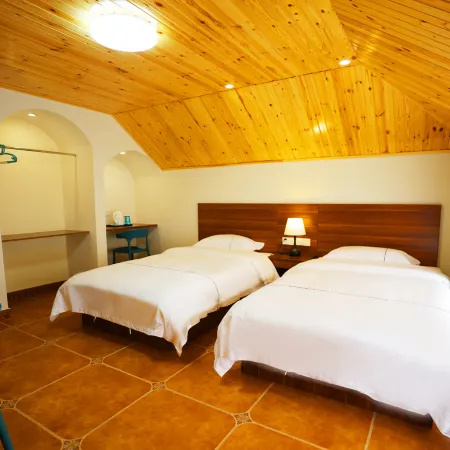 Baiyulin Hotel (Aershan Railway Station Hot Spring Scenic Area)