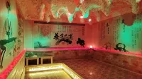 Zhenxiong Xinxuan Hotel