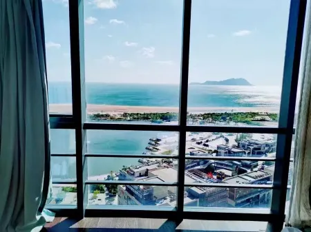 Water Cloud Biancheng Seaview Apartment (Mangrove Resort World City Balcony) Отели рядом с достопримечательностью «City Balcony Scenic Area»