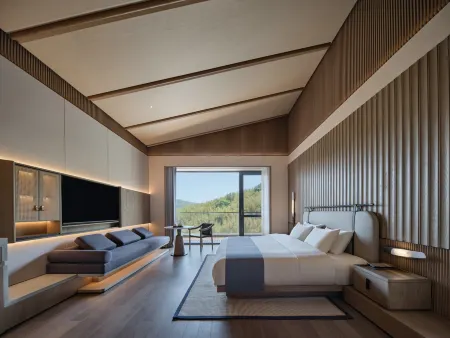 WYNDHAM GRAND PLAZA ROYALE HOT SPRINGS RESORT LIYANG