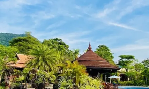 Try Palace Resort Kep