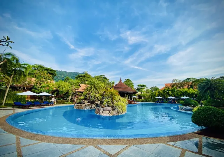 Try Palace Resort Kep
