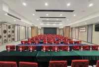 Vienna International Hontel (Maoming High-speed Railway Station Yangling Branch) - 3-Star