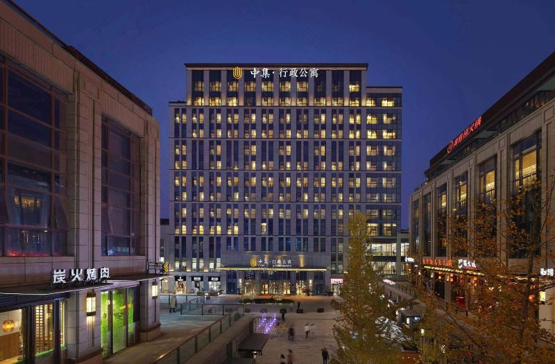Slender West Lake Zhongji Executive Apartments