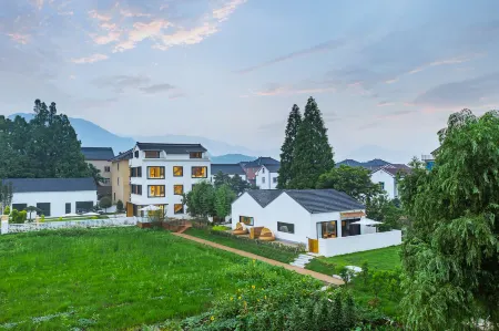 HuZhou Tingjian Homestay Отели рядом с достопримечательностью «Imperial Palace of Emperor Chenwu»