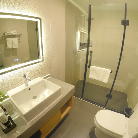 GreenTree Inn Hotel (Cangzhou Longnan Wanda Plaza)