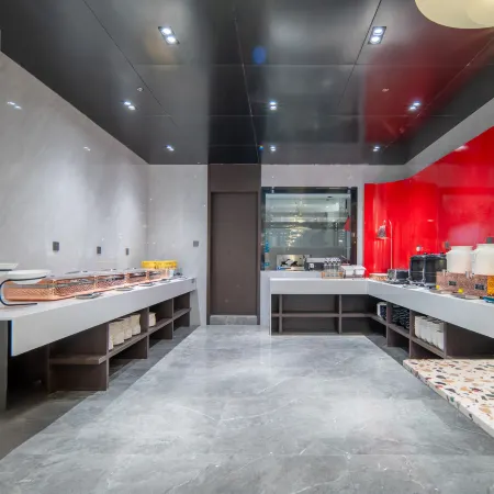 Gray Whale International Hotel (Longquan Branch)