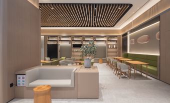 2. Ji Hotel..