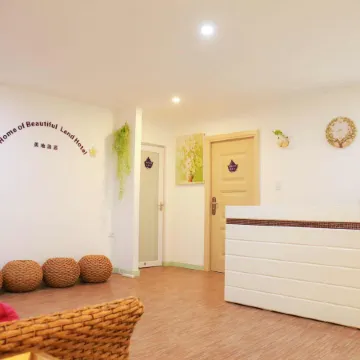 Home of Beautiful Land Hotel