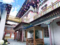 Linzhi Lulang Shi Building Hotel