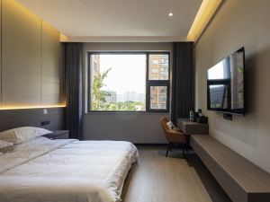 Rujia Huayi Selected Hotel (Chuzhou College Store)