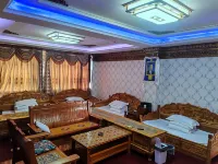 Luhuo Amacang Homestay