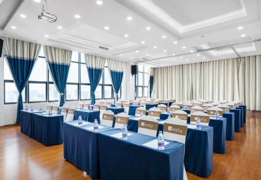 Yeste International Hotel (Nanning Nanhu Park Macun Subway Station) Hotel Overview