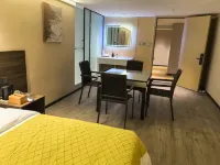 THE DREAM-HOTEL Hotels in Ningling