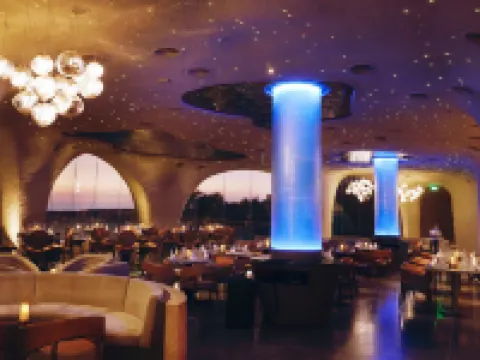 เซนทารามิราจรีสอร์ตมุยเน่ โรงแรมในฟานเที้ยต