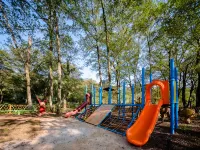 Floral Hotel · Taohuawu Hotel (Lushan Xihai Scenic Area Store)