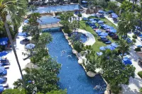 Jomtien Palm Beach Hotel and Resort - Family Friendly - Beach