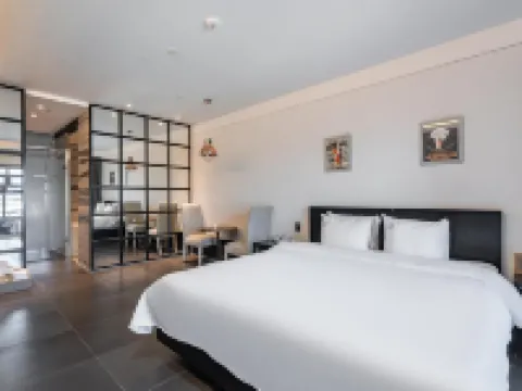 Pandora Hotel 蔚山のホテル