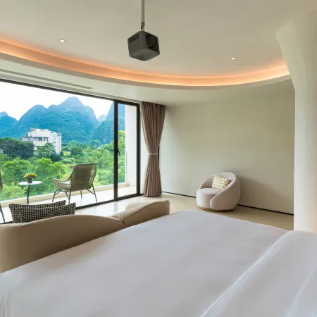Guilin Yangshuo Couple Yuqing Luxury Homestay (Yulong River Scenic Area Jima Wharf Store)