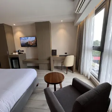 Capitol Hill Hotel and Suites