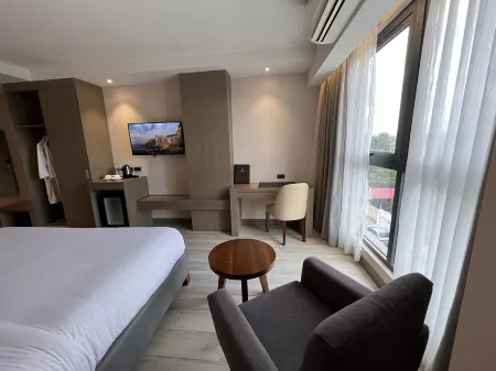 Capitol Hill Hotel and Suites