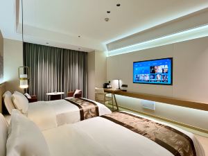 Fuyang Huanzhu E-sports Business Hotel (Wanda Plaza)