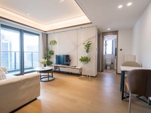 Runxuan Executive Apartment (Shenzhen Window of the World Happy Valley Branch)