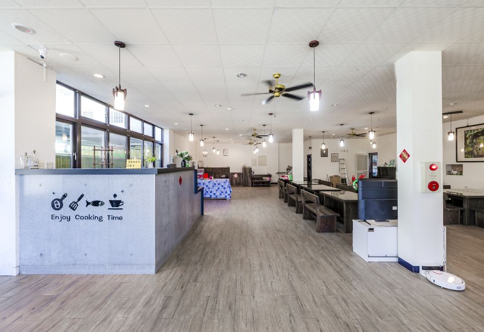 1. 칭징 배이 이 ..