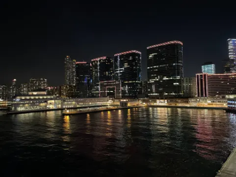 Vve Vve Hotel (Tsim Sha Tsui Exit A1)