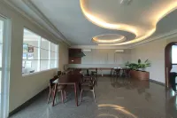 Maulidia Hotel Syariah & Convention Center Hotels in Telanaipura