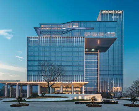 Crowne Plaza EZHOU by IHG Hotels in Ezhou
