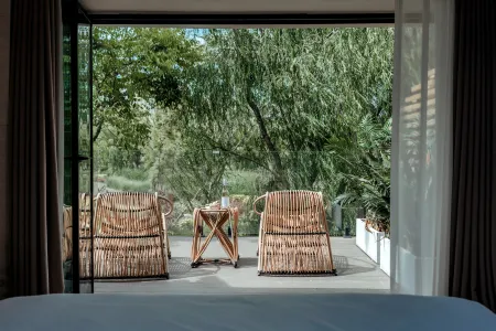 Yunyinxi Ocean View Private Hot Spring ｜Haijingsitangsenyangsishu(Dali Erhaidian) Отели рядом с достопримечательностью «Beiluojiuyi Village»