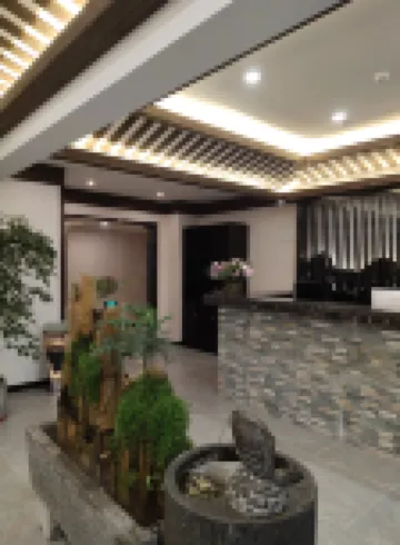 Junyi Hotel (Shijiazhuang Mixc Xinbai Square Subway Station Branch)