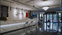 Xinxing Business Hotel